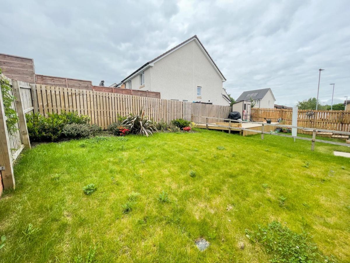 Newly Developed 3 Bedroom Home Glasgow Exterior foto